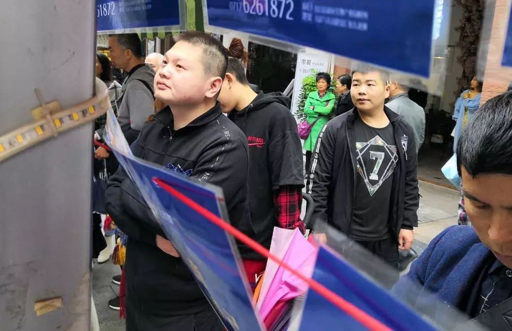 这几天,宜昌人一定要去趟步行街!