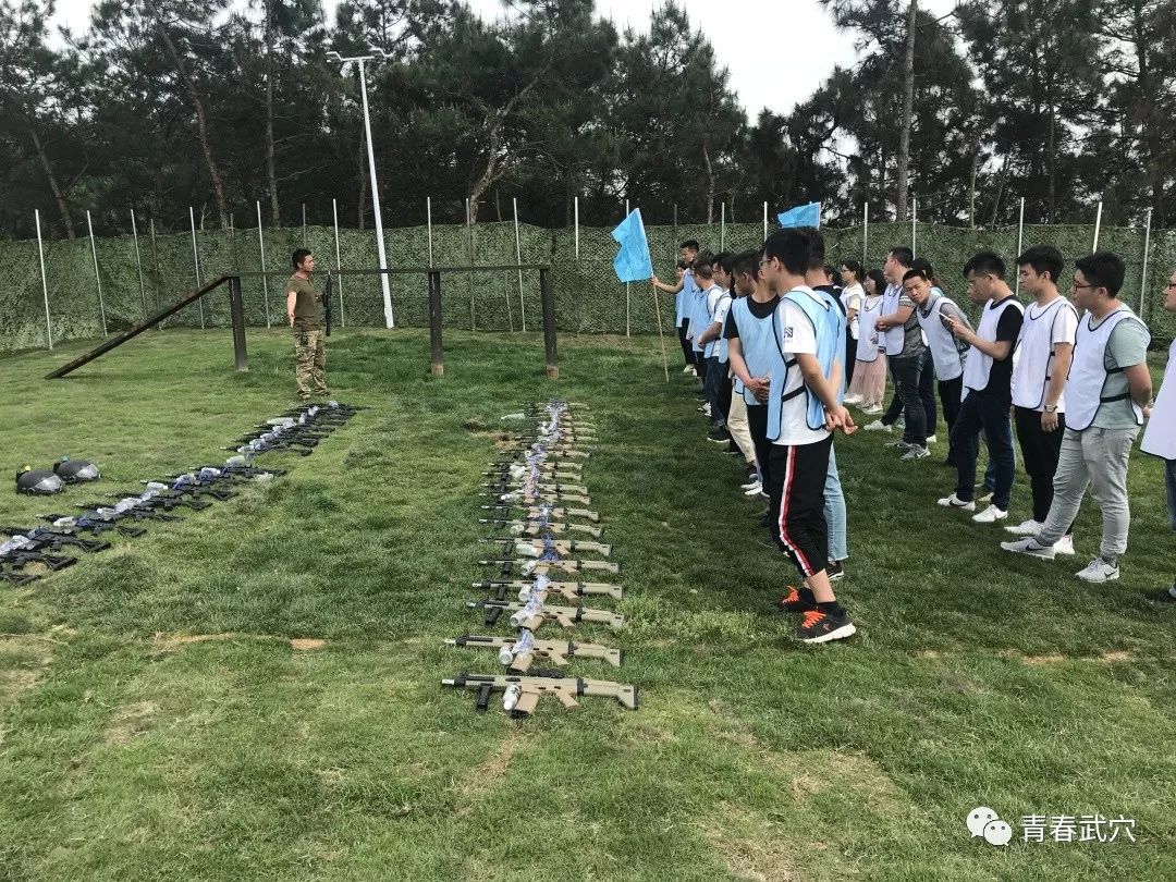青少年成长中心：助力青春绽放
