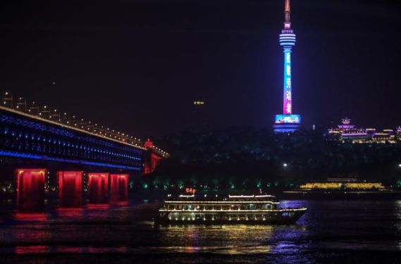 灯光秀视频武汉 0329b0f98a7f9892cf5fe3582b424e09.jpeg