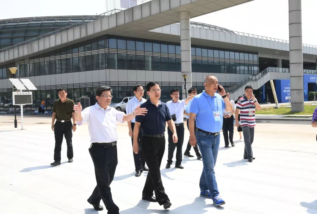 第七届菜篮柔道测试军人运动赛即将在我校南湖体育馆举行!自行车世界图片