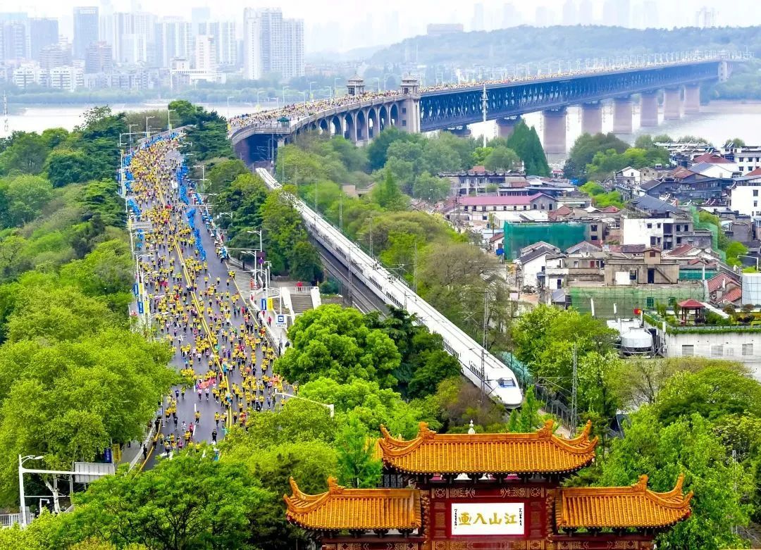 全城最燃的一天要来了！汉马路线最新曝光，会经过你家门口吗？_荆楚号_荆楚网_湖北日报网